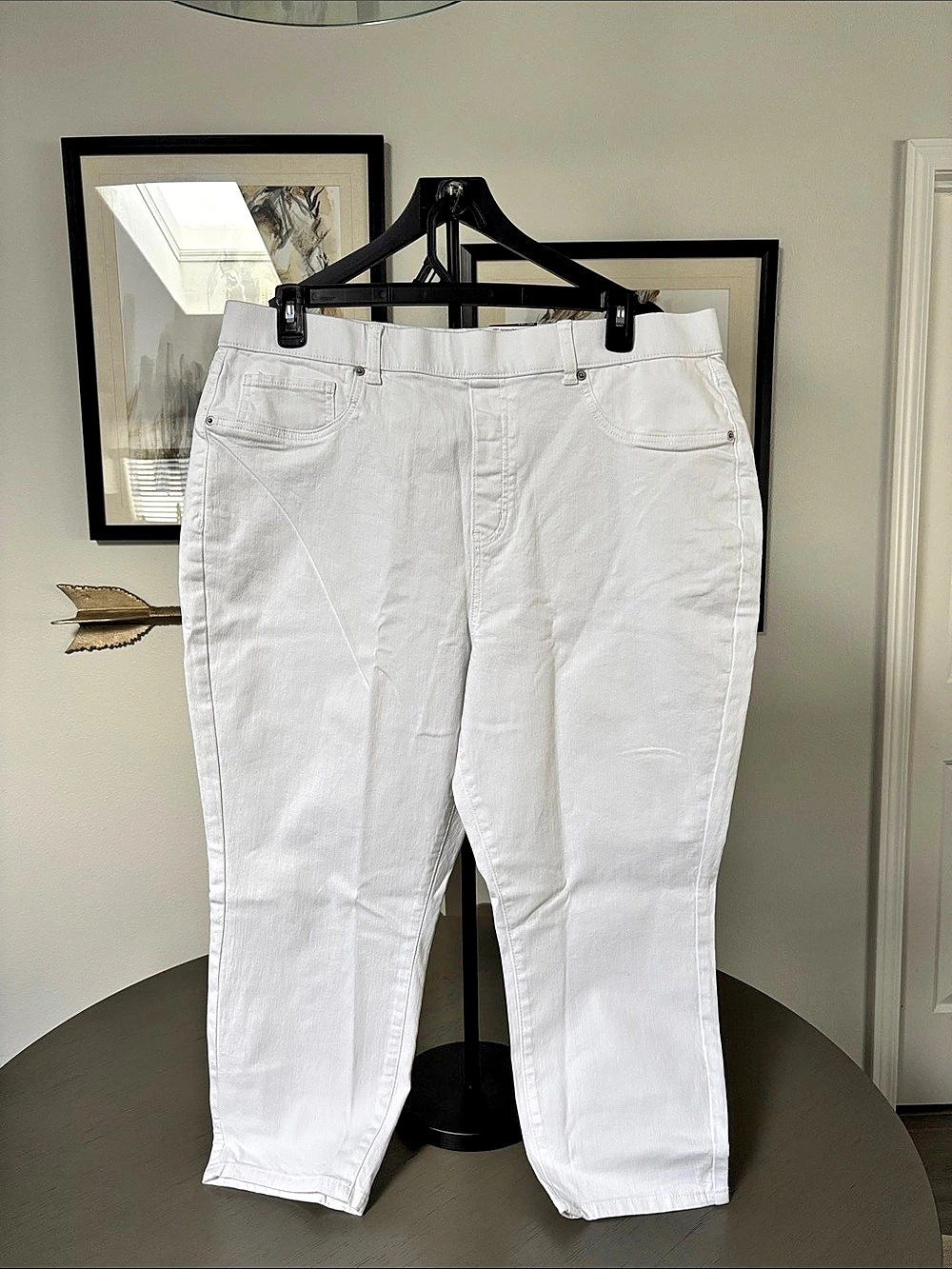Time and Tru Capri High Rise High Rise White Capri Pants XXL (20) NWT